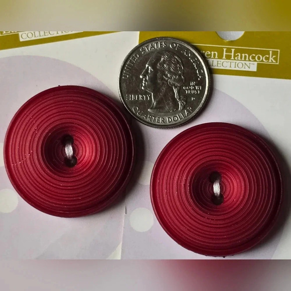 2 Red Lauren Hancock Collection Buttons by Dritz Italy - Picture 3 of 4